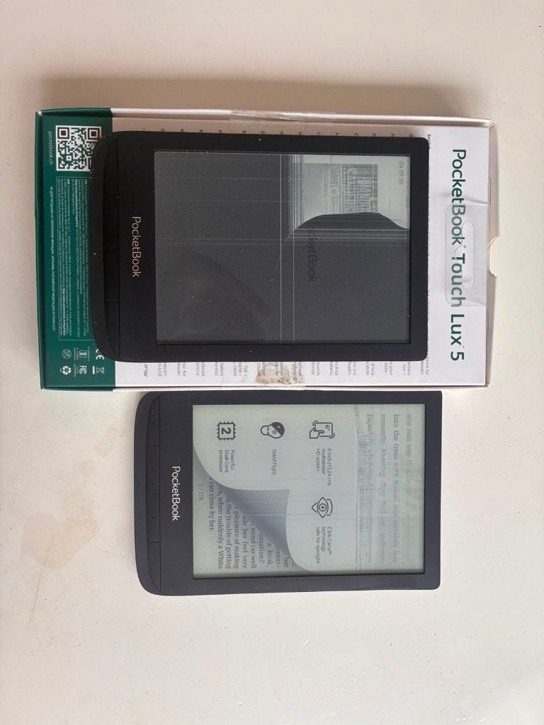 2x kapot scherm PocketBook Touch Lux 5, Ophalen of Verzenden, Niet werkend, 6 inch of minder, PocketBook