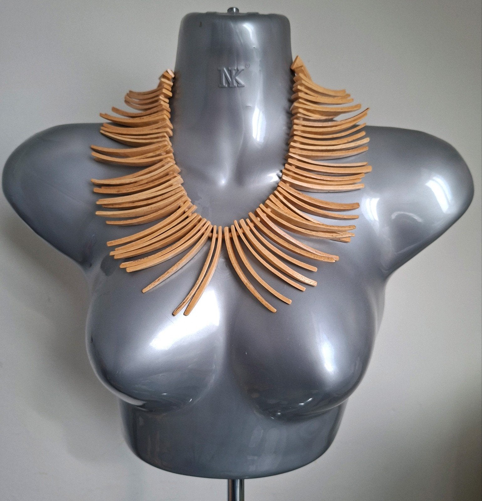 Manouk - halsketting met naturel staafjes. 3=2 actie, Overige materialen, Verstelbaar, Beige, Nieuw
