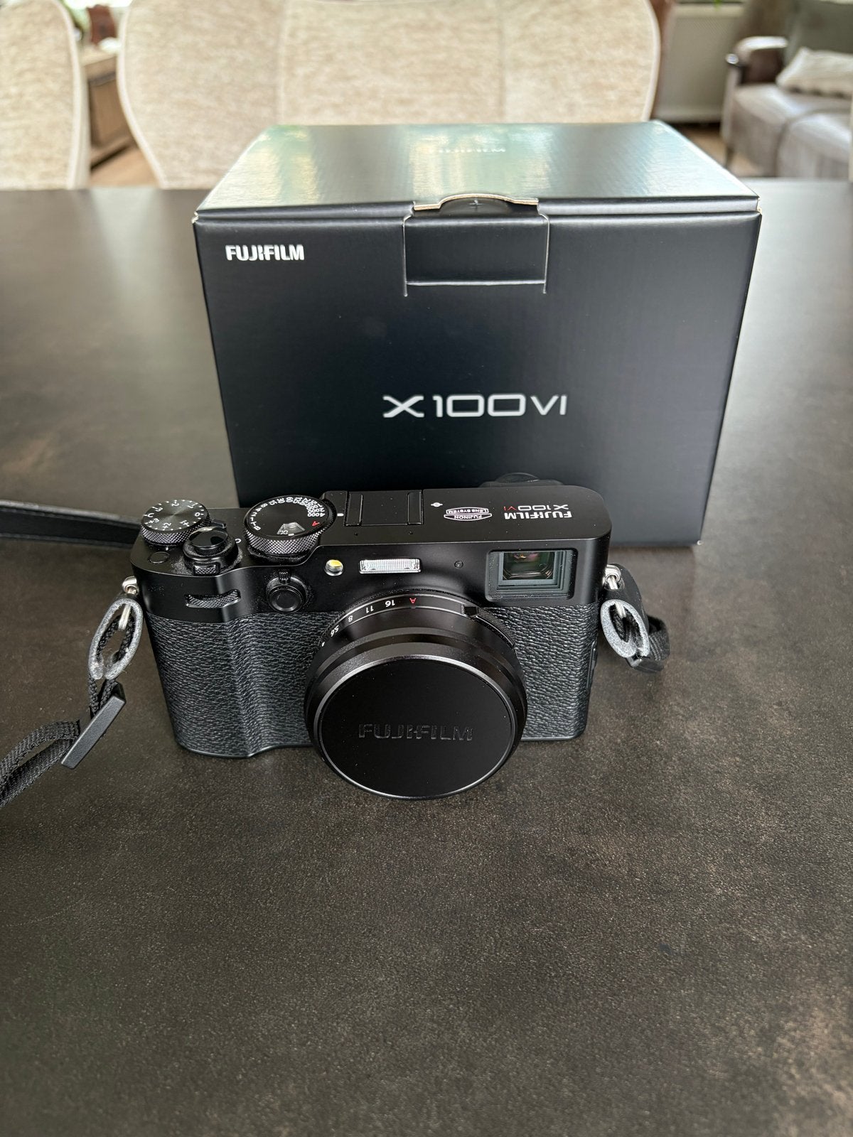 Fujifilm X100VI - Zo goed als nieuw, incl. extra accu, Compact, Ophalen of Verzenden, Zo goed als nieuw, Fuji