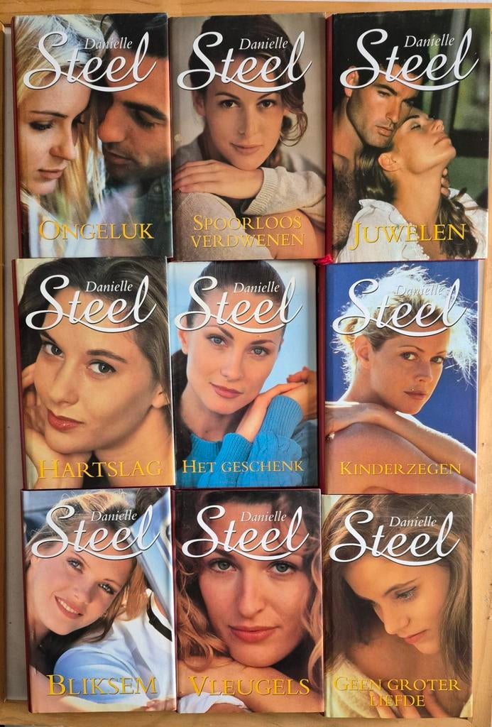 9x Danielle Steel, Boeken, Historische romans, Zo goed als nieuw, Ophalen of Verzenden