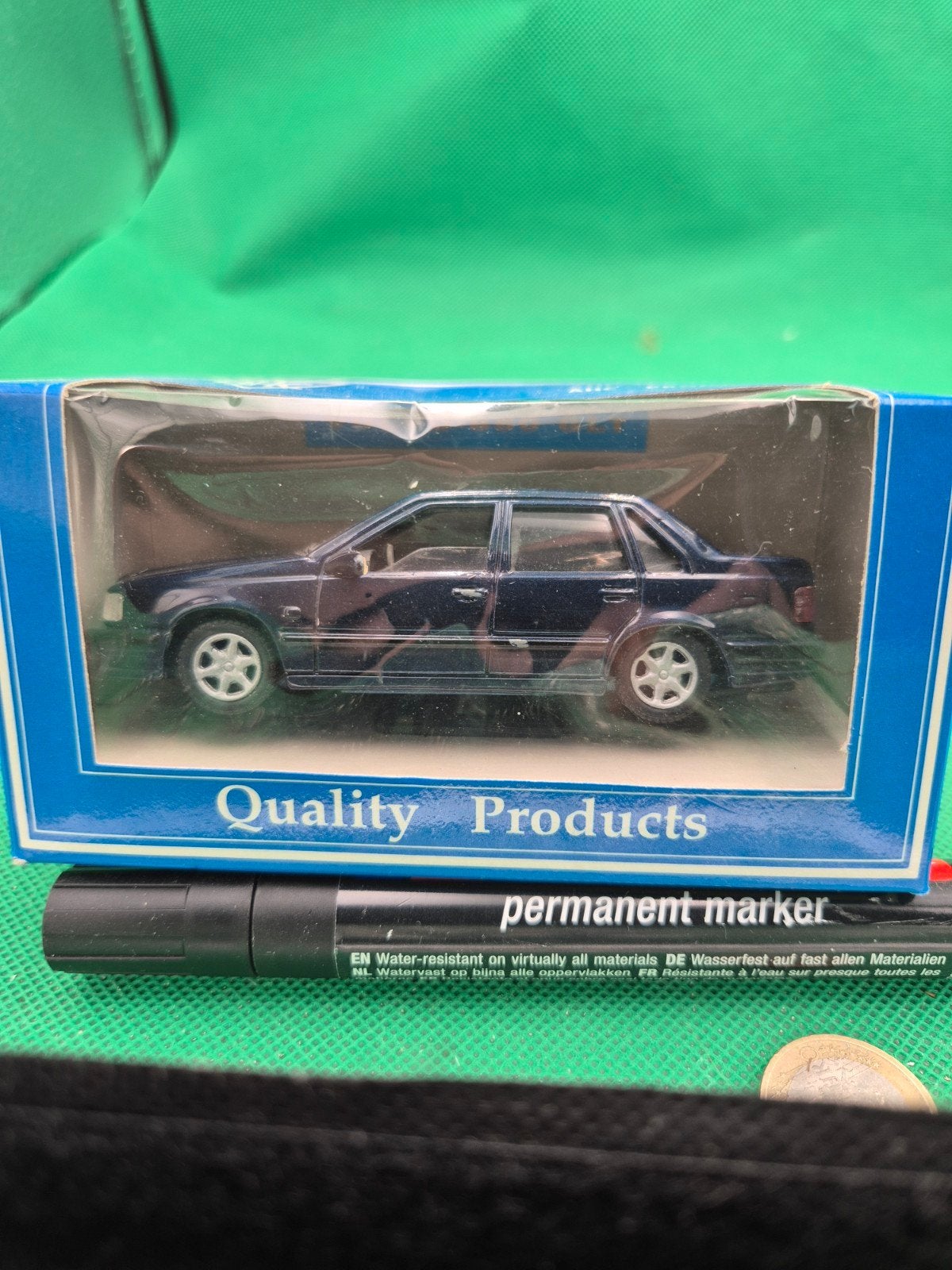 36 volvo 850 glt 1/43 ahc models, Hobby en Vrije tijd, Ophalen of Verzenden, Zo goed als nieuw, Auto, Overige merken