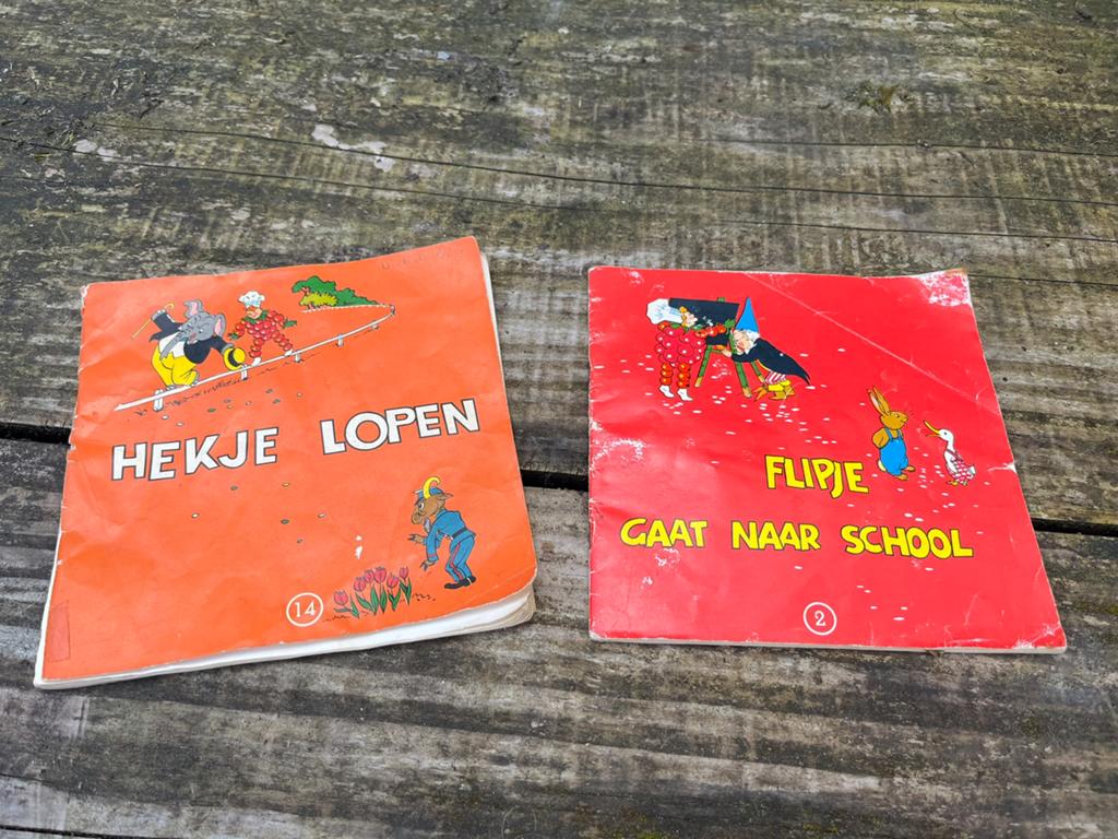 Flipje Tiel boekjes 14 en 2 vintage retro samen €4,50, Boeken, Stripboeken, Meerdere stripboeken, Ophalen of Verzenden, Gelezen