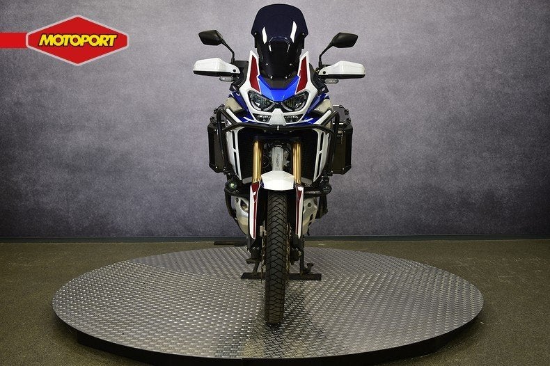Honda CRF 1100 ADVENTURE SPORTS DCT (bj 2022), Info@motoportwormerveer.nl, Honda Motor Europe, Crystal Bldng B-Unit B11.2 Rivium Blv200
2909 LK  Capelle aan den IJsel, NL
