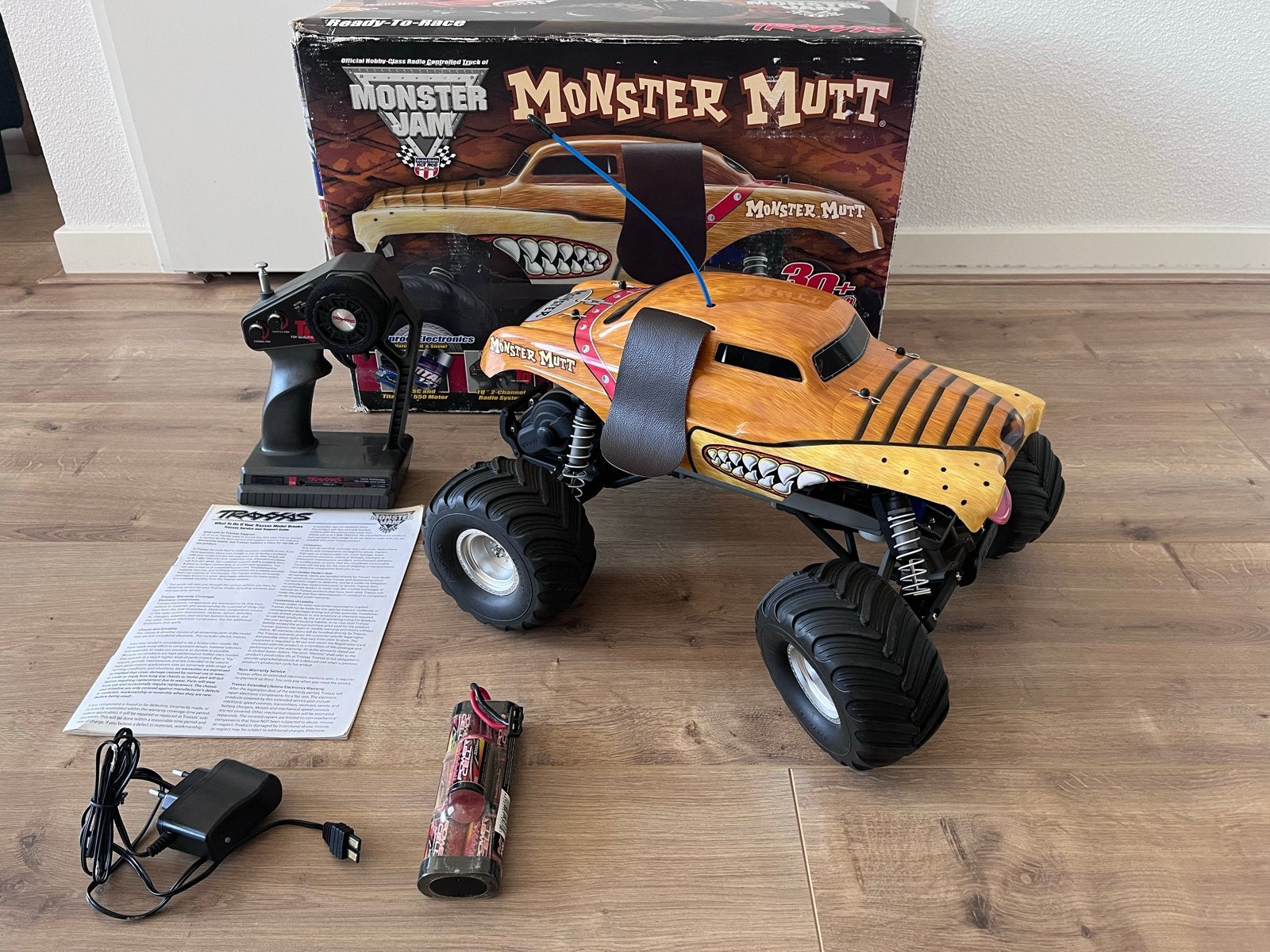 Traxxas Monster Mutt RC Monster Truck - Ready to Race, Elektro, Auto offroad, Ophalen of Verzenden, Zo goed als nieuw
