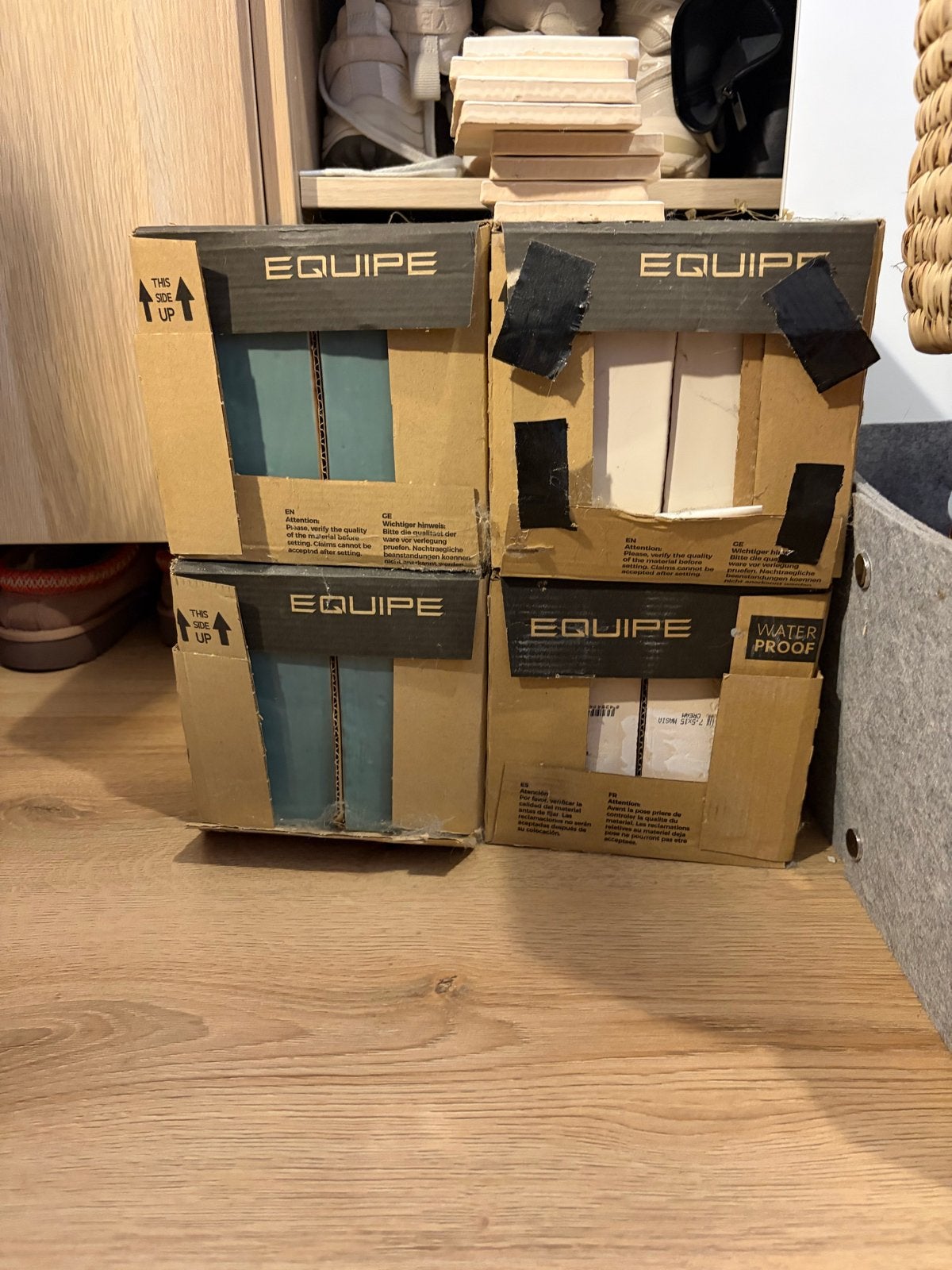 4 doosjes tegels (saliegroen en crème) - Hornbach, Ophalen, Nieuw, Minder dan 20 cm, Minder dan 5 m²