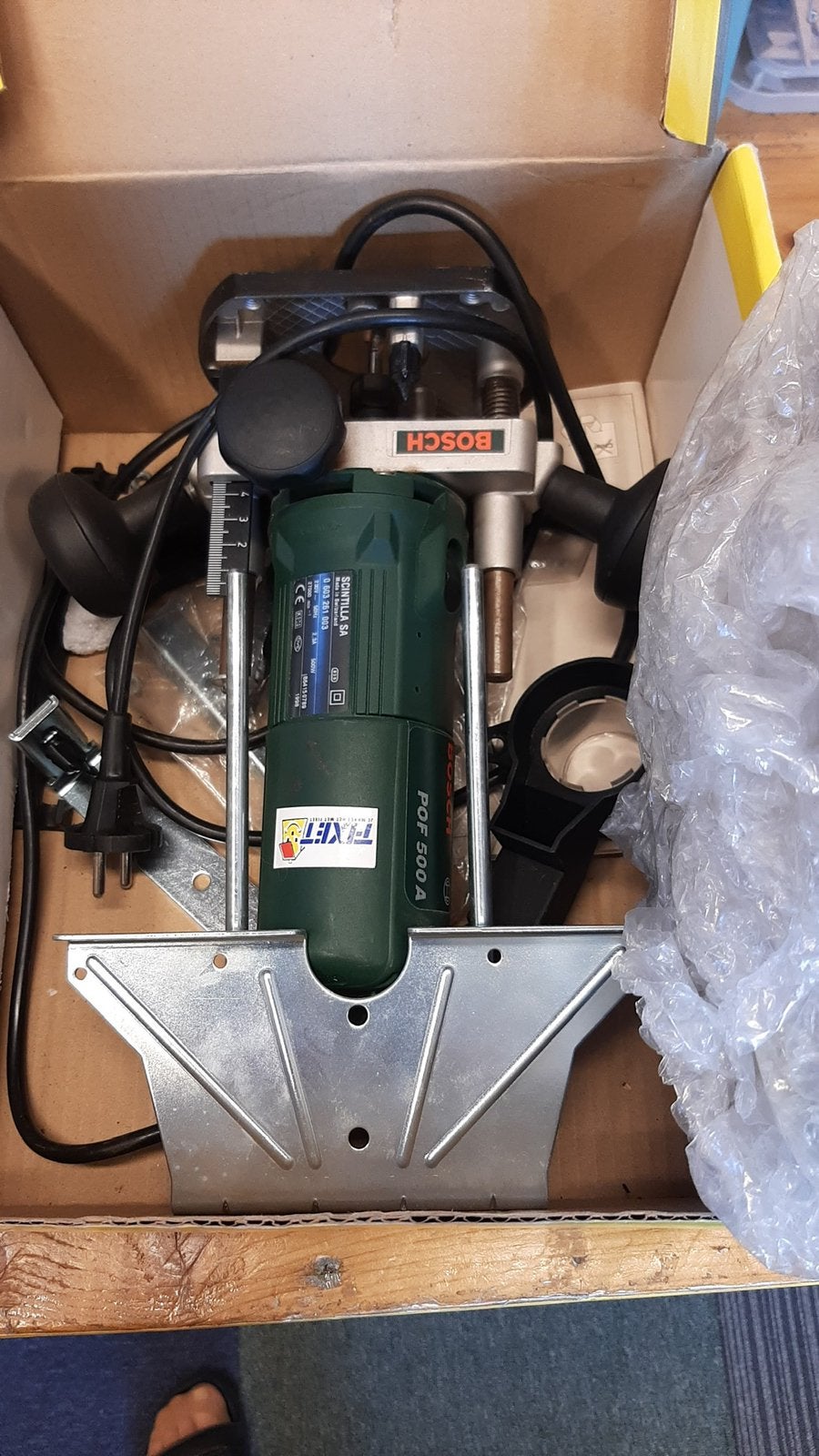Bosch pof 500a bovenfrees / als nieuw, Bosch, Onbekend, Ophalen of Verzenden, Zo goed als nieuw