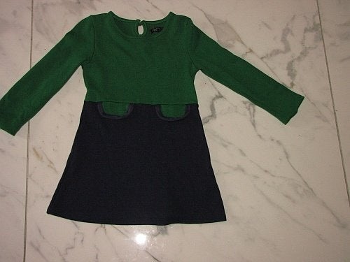 110 PETIT LOUIE groen zwart  jurk, Kinderen en Baby's, Ophalen of Verzenden, Zo goed als nieuw, Meisje, Jurk of Rok