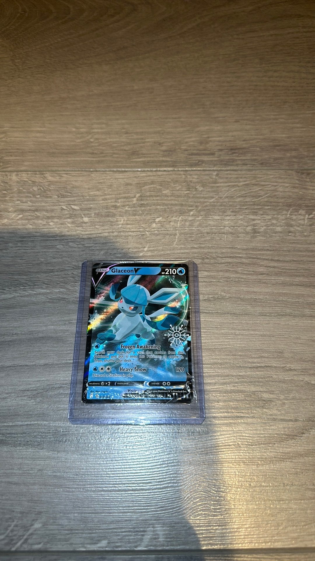 Glaceon V 040/203 - Snowflake Stamp (Sealed), Ophalen of Verzenden, Zo goed als nieuw