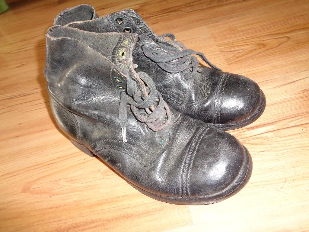Manschap schoenen NL leger kort na oorlog, Verzenden, Landmacht, Nederland