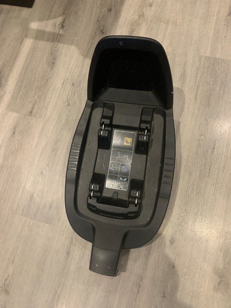 ISO fix, Ophalen, 0 t/m 18 kg, Zo goed als nieuw, Isofix