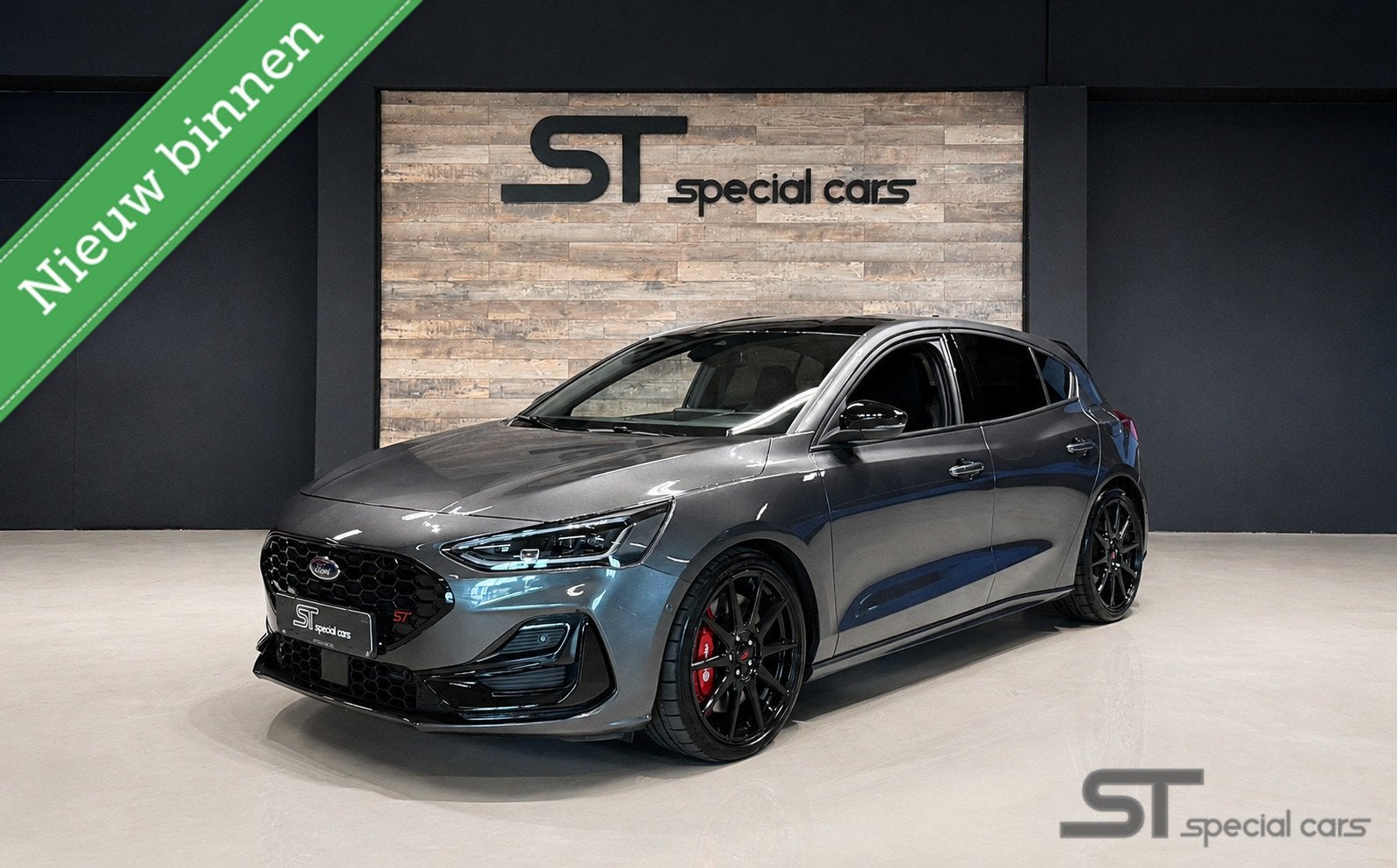 Ford Focus 2.3 EcoBoost ST-X Track pack| Brembo|KW, Auto's, Ford, Gebruikt, 4 cilinders, Met garantie (alle), 2261 cc