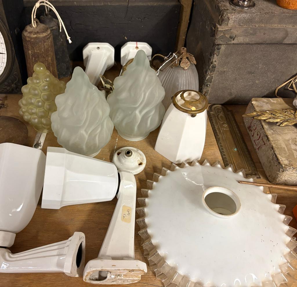 Grote partij antiek en brocante, Ophalen