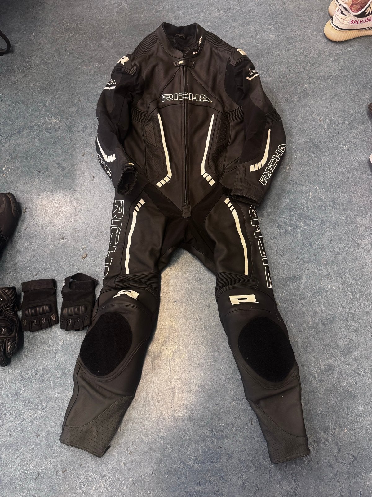 Richa leren motorcombipak - Maat D50/UK40, Motoren, Kleding | Motorkleding, Ophalen of Verzenden, Tweedehands, Heren, Combipak