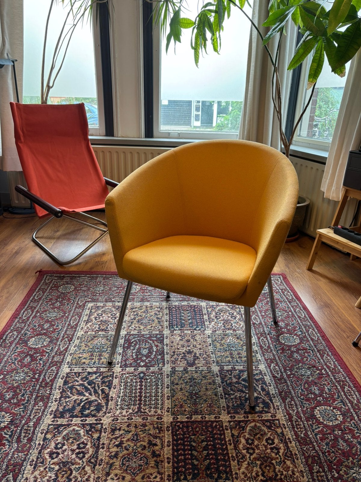 Artifort Megan stoel, Huis en Inrichting, Ophalen, 75 tot 100 cm, Zo goed als nieuw, Stof