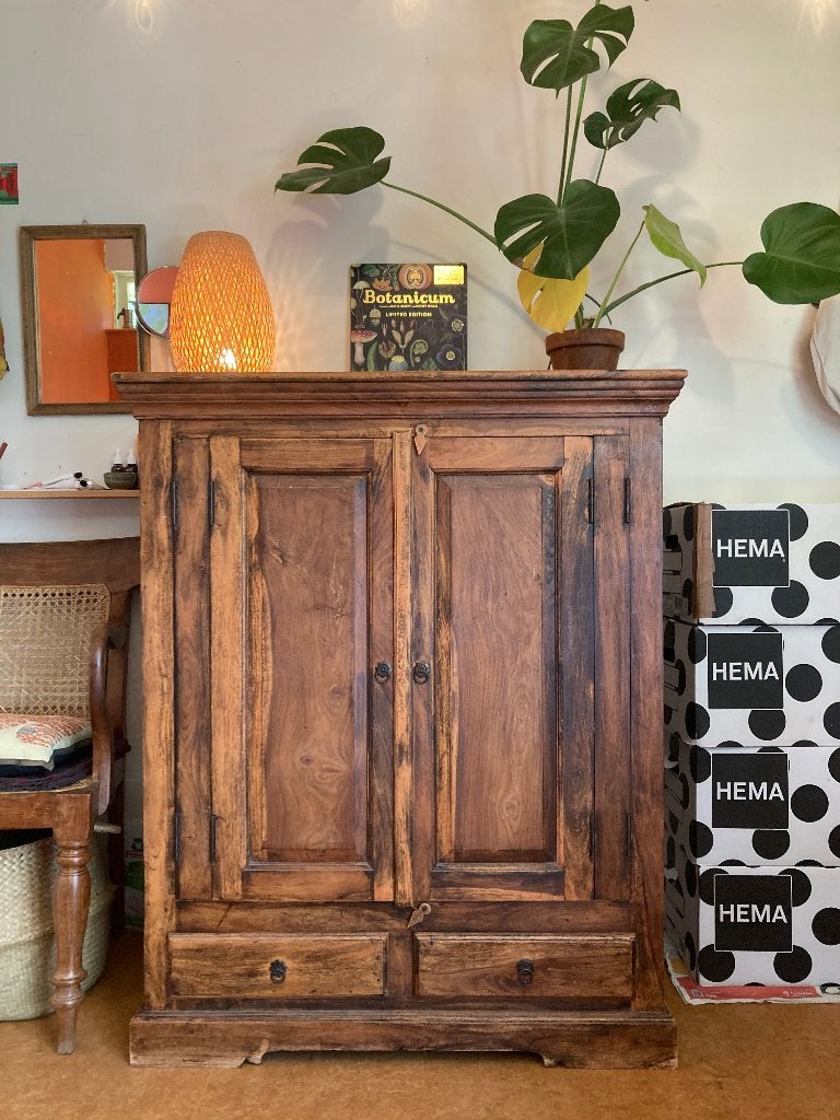Vintage houten kast, Ophalen