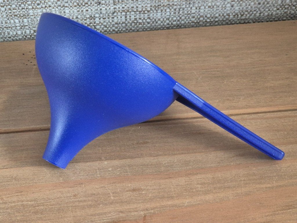 Tupperware trechter Ø9,5cm Blauw NIEUW, Ophalen of Verzenden, Nieuw, Blauw, Overige typen