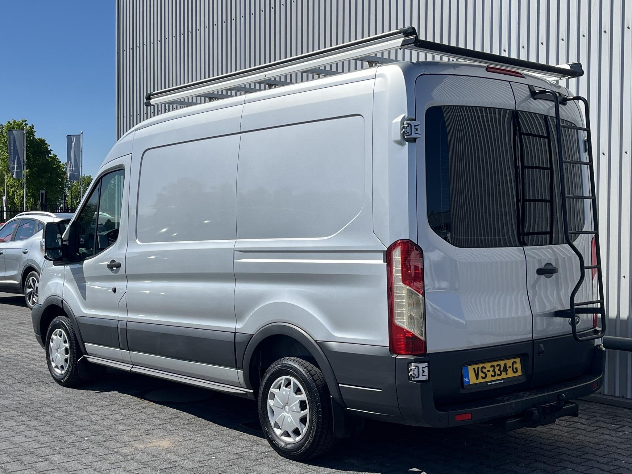 Ford Transit 290 2.2 TDCI L2H2*NAVI*CRUISE*CAM*A/C*HAAK*3PER, Euro 5, Gebruikt, 4 cilinders, Bedrijf