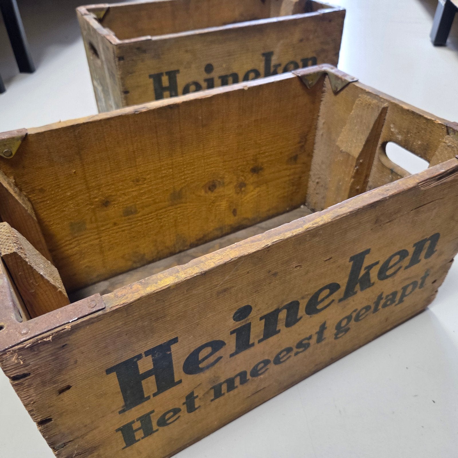 Twee oude Heineken kratjes, Verzamelen, Ophalen, Gebruikt, Heineken