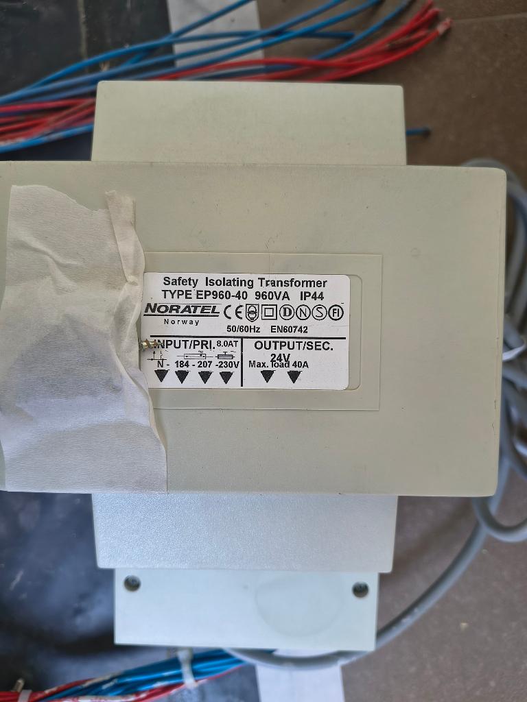 Noratel transformator EP960-40 960VA, Hobby en Vrije tijd, Elektronica-componenten, Ophalen, Zo goed als nieuw
