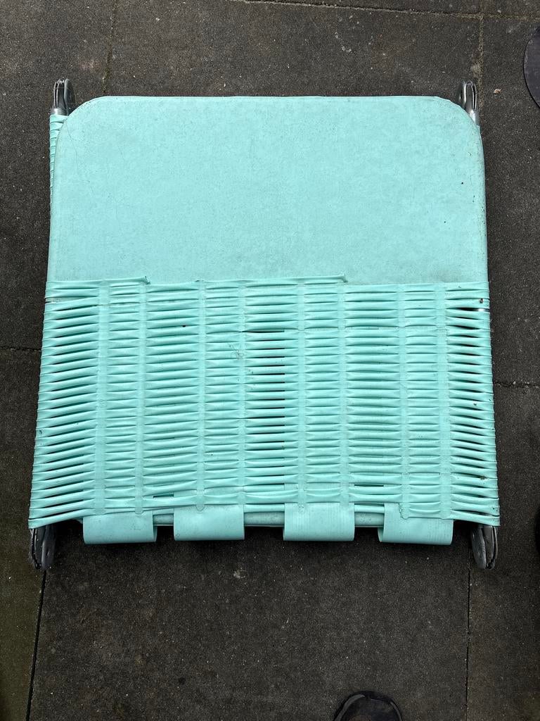 Opklapbaar ligbed - ideaal voor tuin of balkon, Ophalen, Gebruikt, Kunststof, Inklapbaar