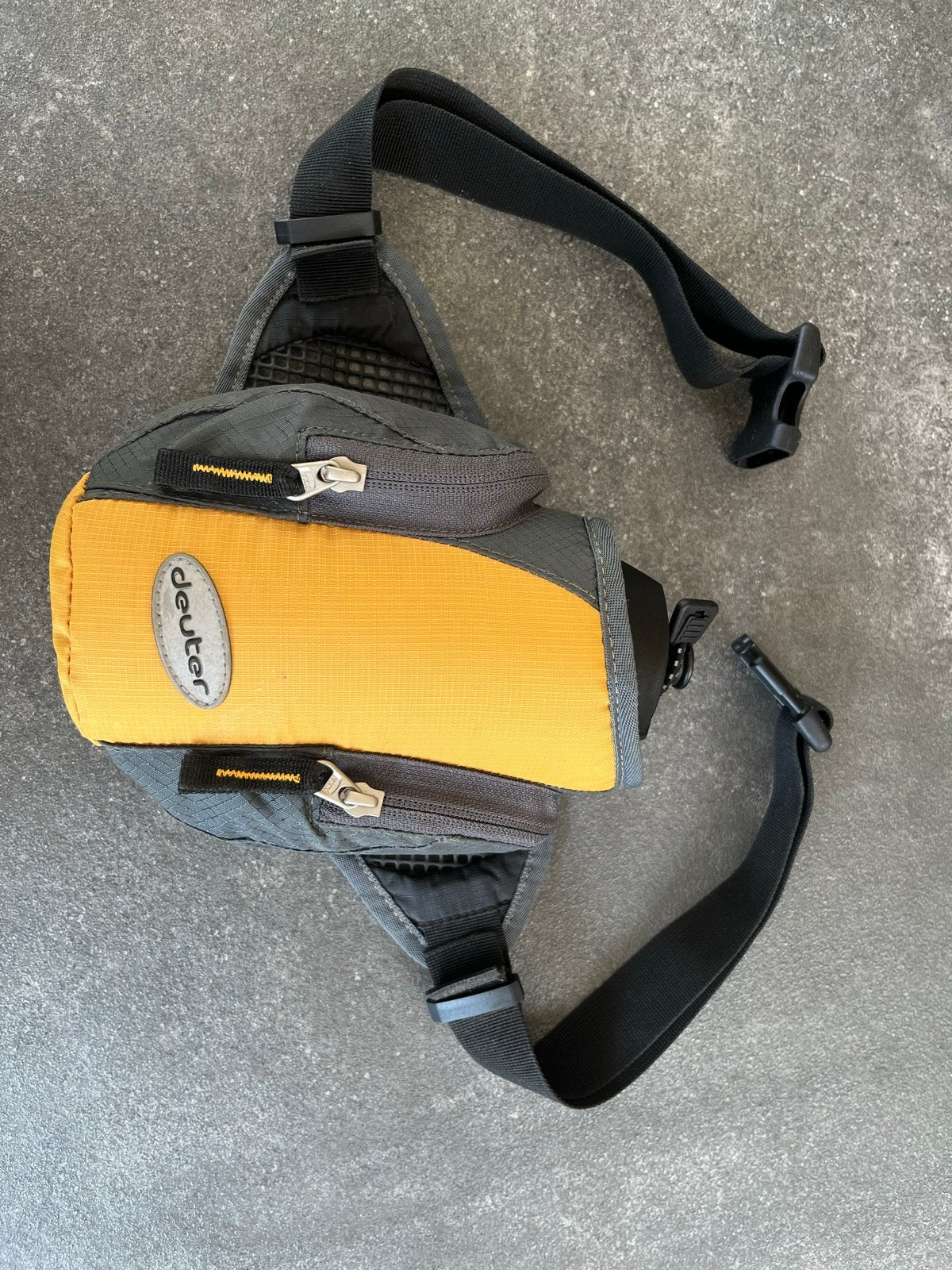 Deuter Heuptasje/Bidonhouder - Ideaal voor Sport, Ophalen of Verzenden, Nieuw