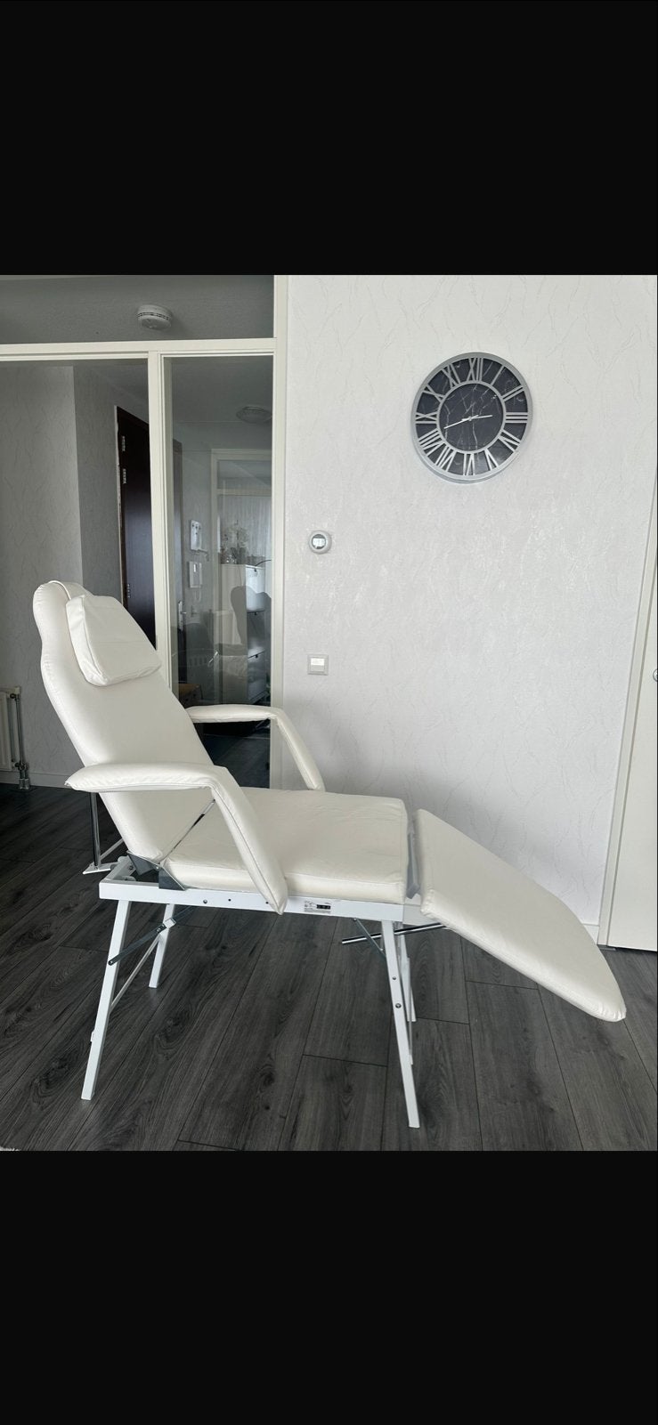 Witte behandelstoel / massagetafel, Gebruikt, Wit, Ophalen of Verzenden, Metaal