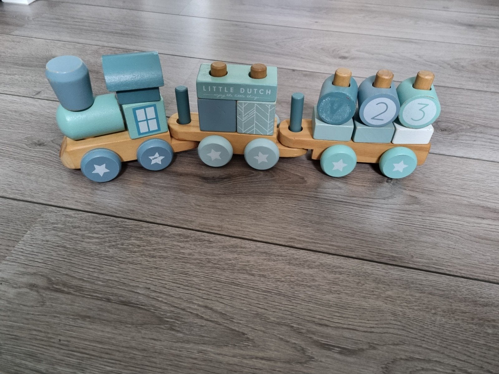 Little Dutch Houten Stapeltrein Blauw, Kinderen en Baby's, Speelgoed | Houten speelgoed, Ophalen of Verzenden, Zo goed als nieuw