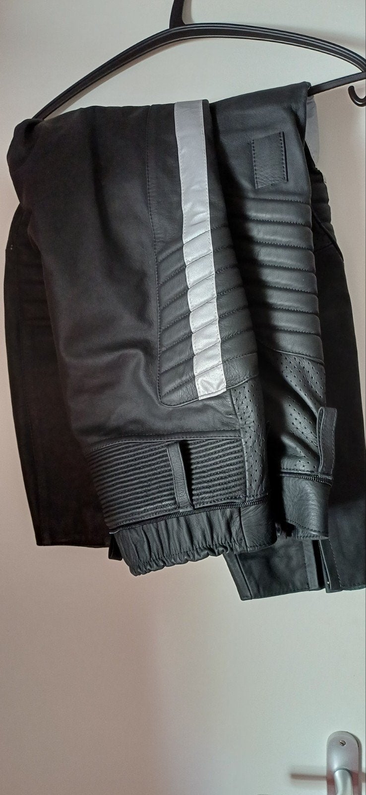 Leren (zomer) motorbroek - Top Breda - Maat 54, Broek | leer, Heren, Ophalen of Verzenden, Nieuw zonder kaartje