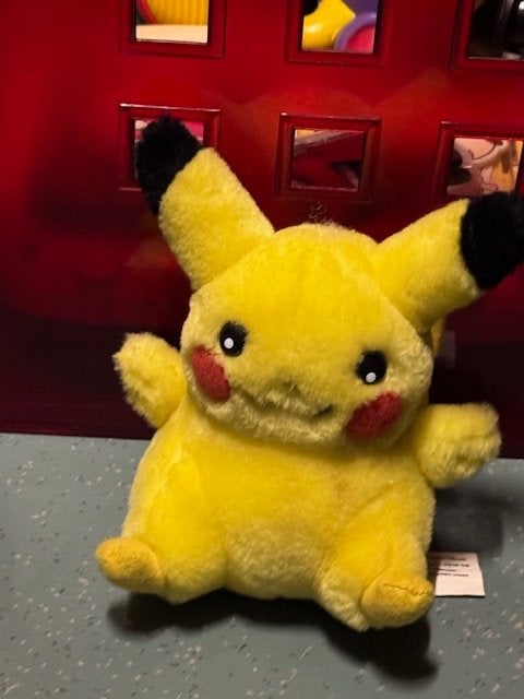 Diverse knuffels: Leeuwen, Iejoor, Pikachu, Kerstman, Poesje, Gebruikt, Overige merken, Overige typen, Ophalen of Verzenden