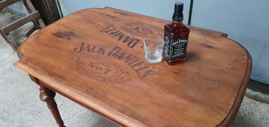 Jack Daniel’s Whiskey saloon tafeltje, Antiek en Kunst, Ophalen