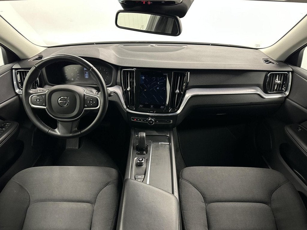 Volvo V60 2.0 B3 Momentum Advantage CAMERA NAVI ECC CARPLAY, Auto's, 4 cilinders, Origineel Nederlands, 93 €/maand, Autotrust