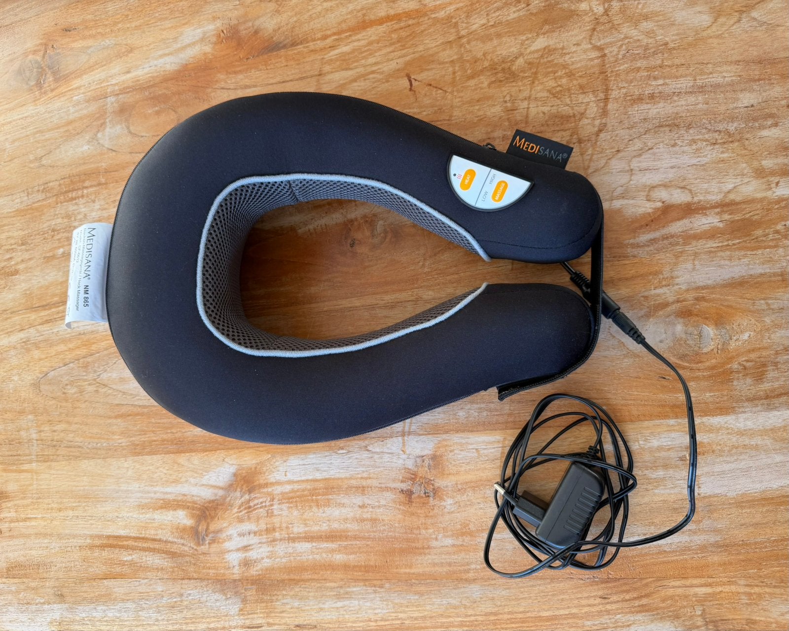 Medisana nekmassageapparaat CF-6612, Ophalen of Verzenden, Zo goed als nieuw, Massagestoel of Kussen