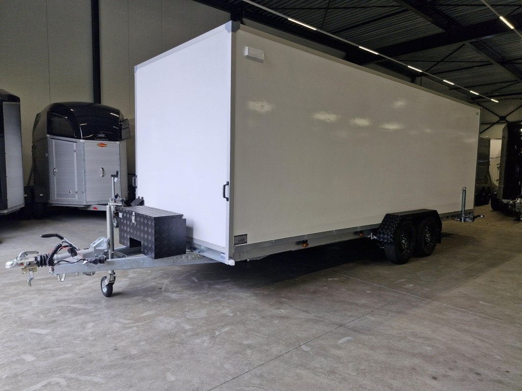 Blyss XXXL gesloten wagen maatwerk naar uw wensen Vema BV, Nieuw