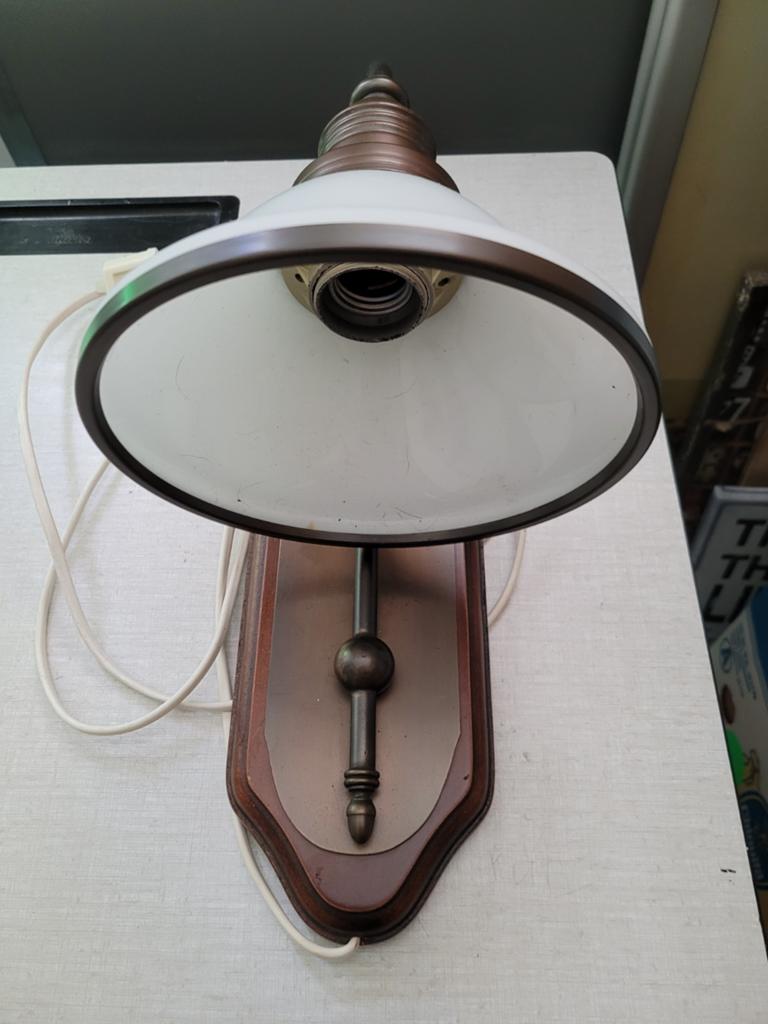 Vintage wand schemerlamp met melkglazen kap, Huis en Inrichting, Ophalen of Verzenden, Gebruikt, Glas, Vintage, Klassiek
