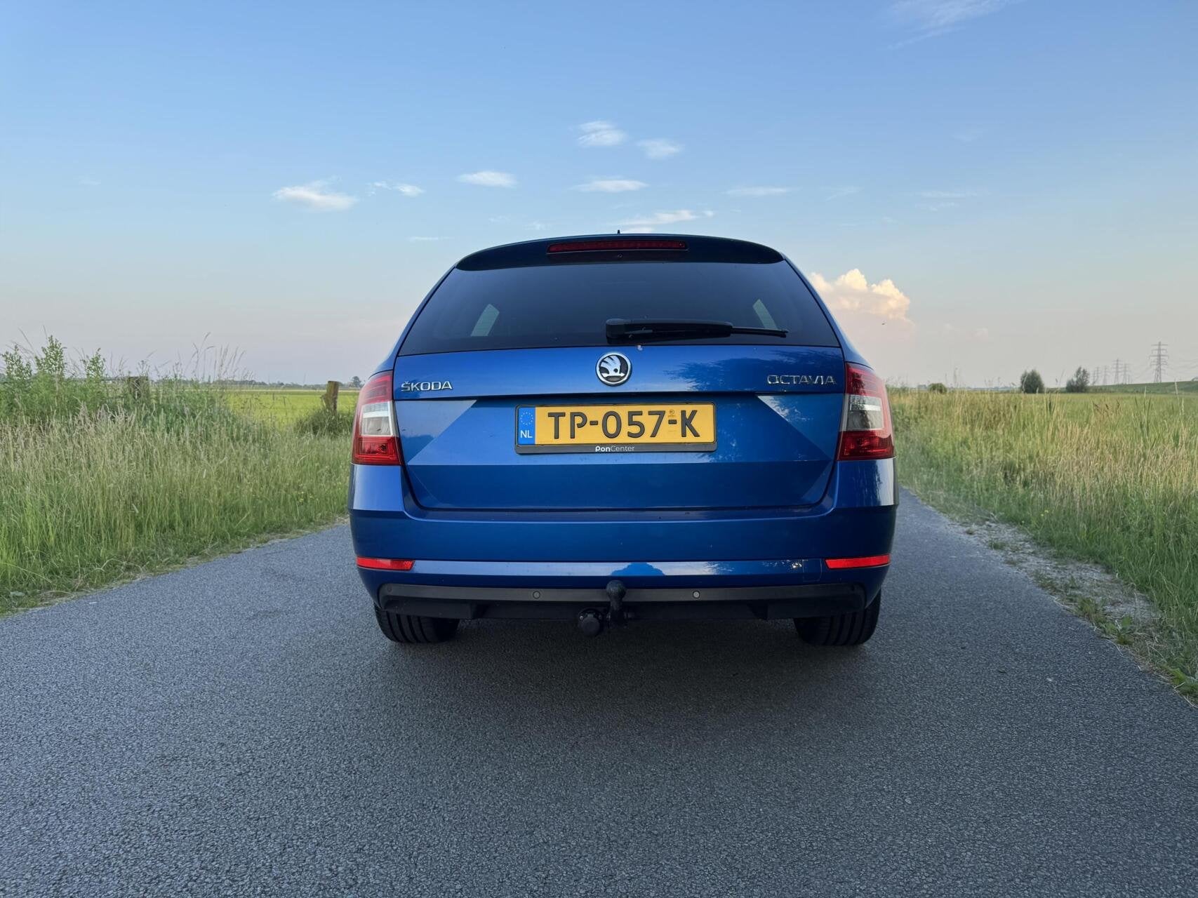 Skoda Octavia Combi TSI automaat Greentech Ambition Business, Auto's, Gebruikt, Euro 6, Met garantie (alle), Blauw