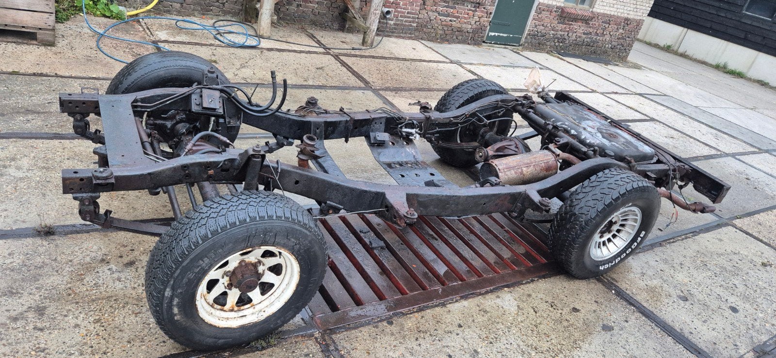 chassis met assen Nissan Patrol R160 3.3, Auto-onderdelen, Ophalen, Nissan