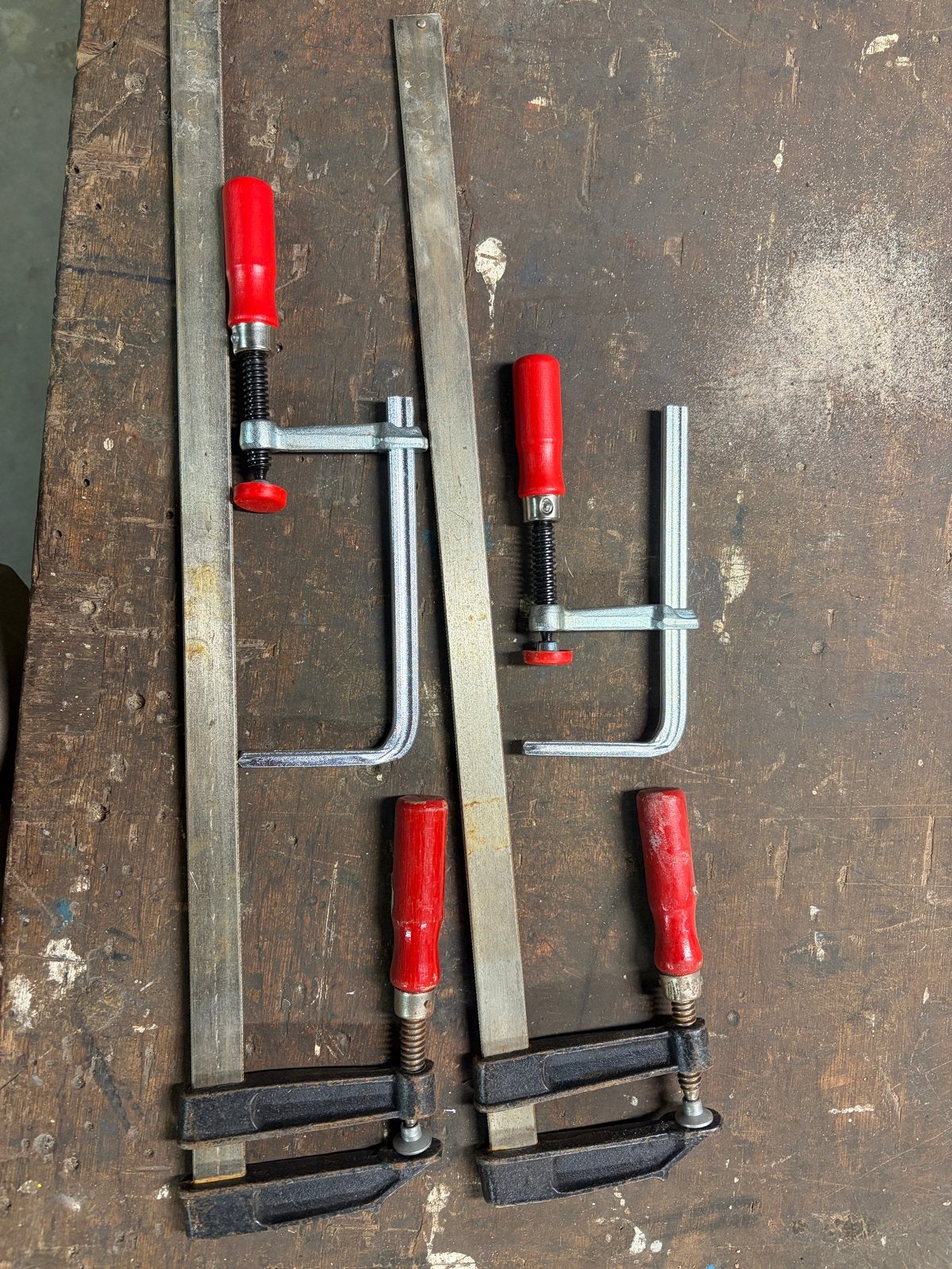 Set van 4 diverse klemmen (2x lijmklem, 2x schroefklem), Ophalen of Verzenden, Gebruikt, Klem, Overige merken