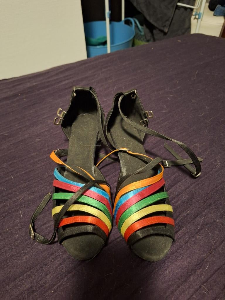 Dansschoenen met gekleurde bandjes, Sport en Fitness, Dansen, Ophalen of Verzenden, Nieuw, Schoenen