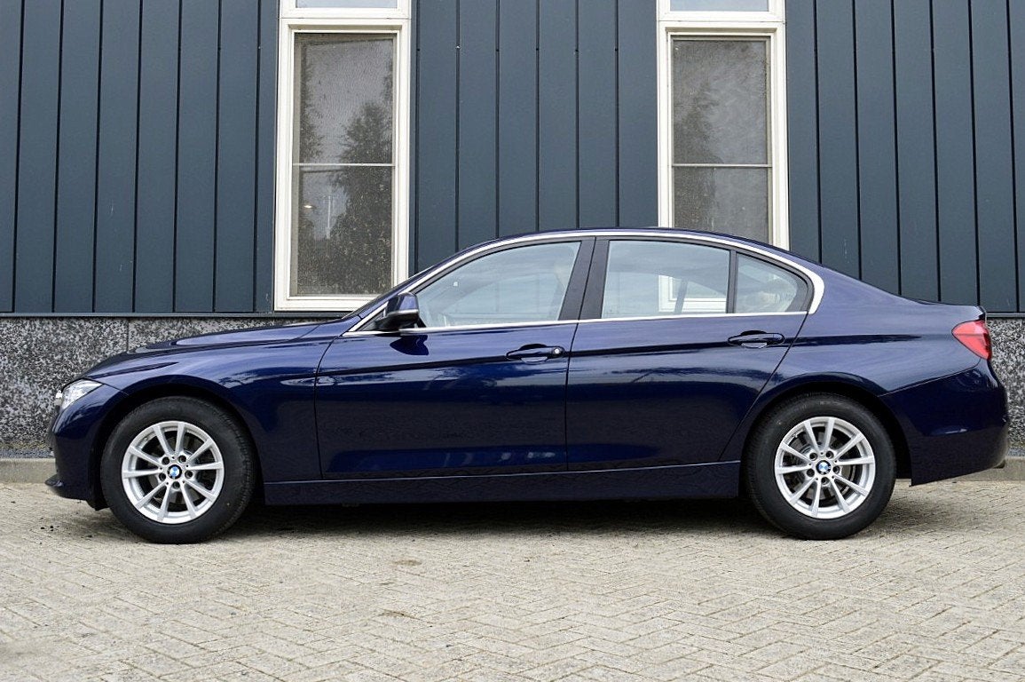BMW 3-serie 320i Centennial Executive Rijklaarprijs-Garantie, Auto's, Automaat, Achterwielaandrijving, Euro 6, 4 cilinders