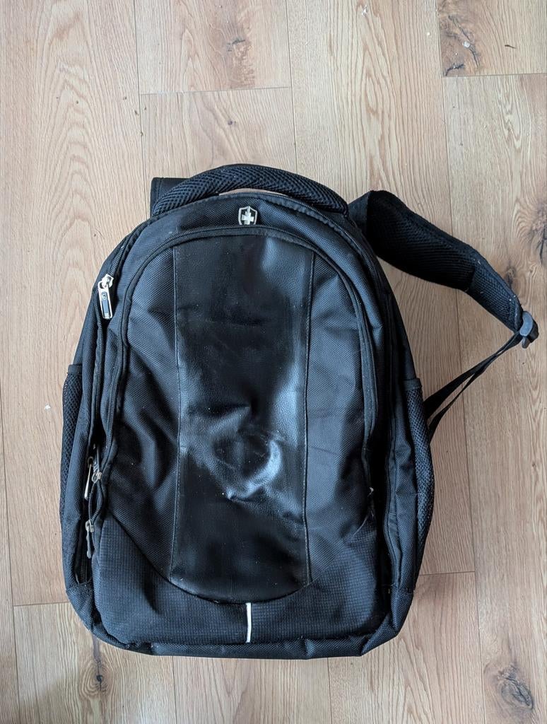 Swiss peak rugzak laptoptas op wieltjes, Computers en Software, Laptoptassen, Ophalen of Verzenden, 15 inch, Rugzak