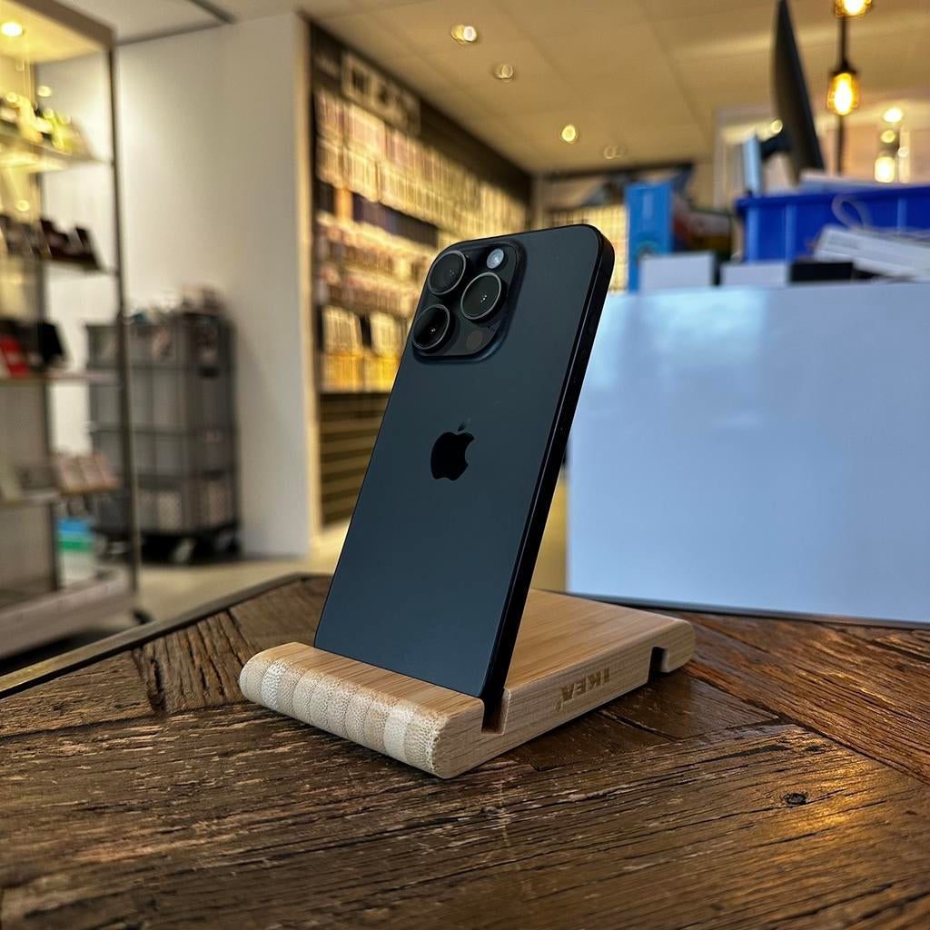 Apple iPhone 15 Pro 128GB - Gebruikt - incl. Garantie