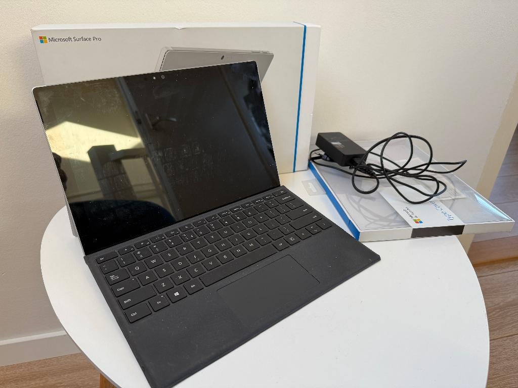 Microsoft Surface Pro 4 Intel Core i7, 256Gb/Go, 8Gb/Go RAM, Computers en Software, Windows Laptops, 2 tot 3 Ghz, Qwerty, 8 GB