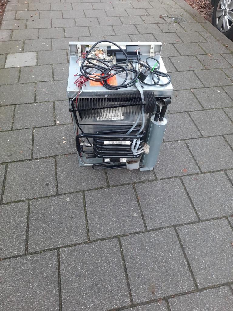Dometic RM5310 camper caravan boot koelkast op gas 12v 220v, Ophalen of Verzenden, Zo goed als nieuw