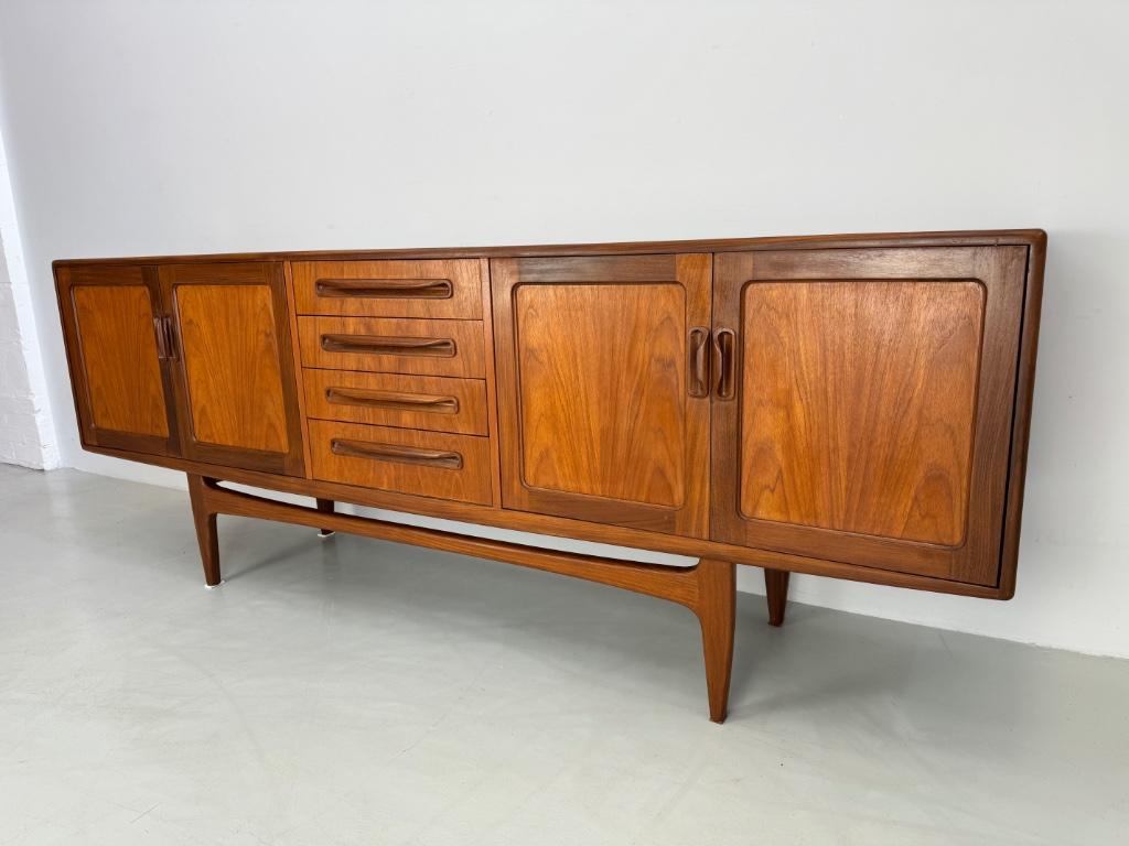 Vintage dressoir G-Plan by V.Wilkins, Verzenden, Teakhout, 50 tot 100 cm, Zo goed als nieuw
