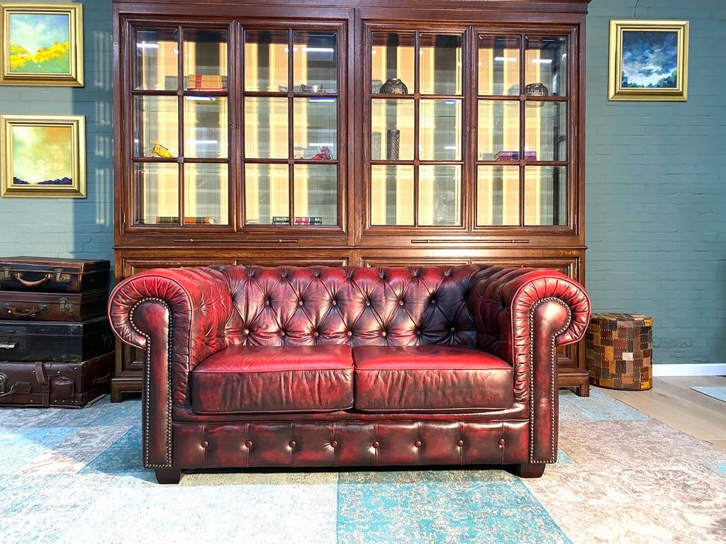 Prachtige Chesterfield bank Oxblood rood, Gebruikt, Ophalen of Verzenden, 200 tot 250 cm, Leer