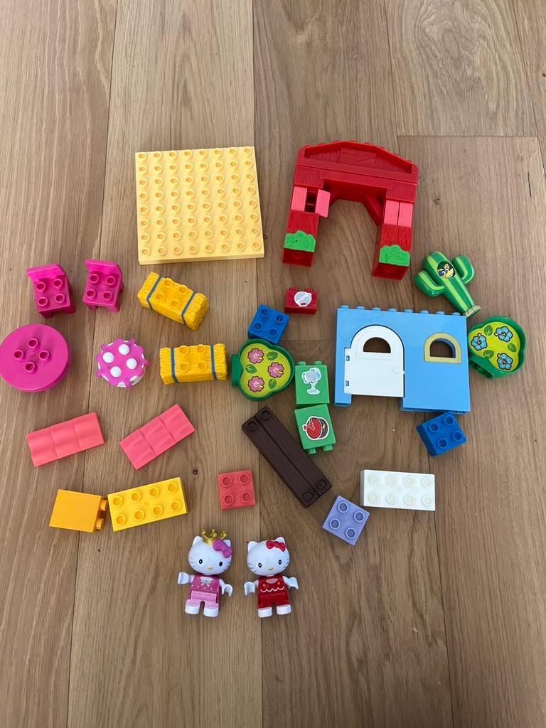 Hello kitty unico blokken meer dan 25 stuks, Ophalen of Verzenden, Zo goed als nieuw, Megabloks