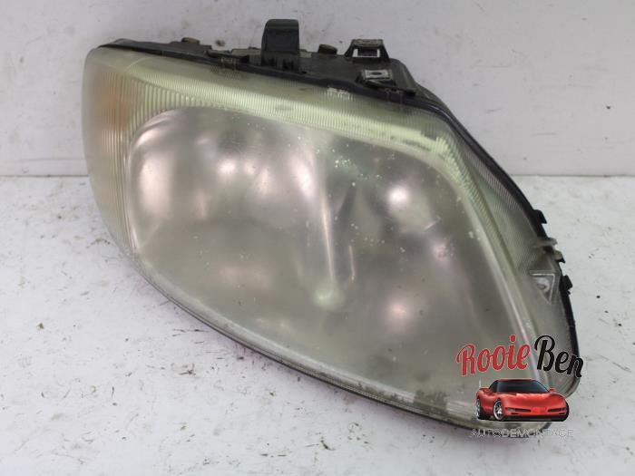 Koplamp rechts van een Chrysler Voyager, Gebruikt, -, Ophalen of Verzenden, -
