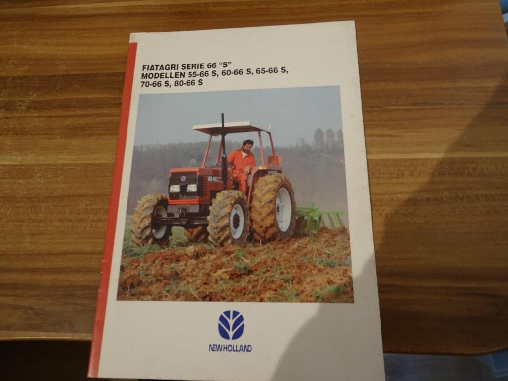 Fait serie 66S trekker folder, Boeken, Catalogussen en Folders, Ophalen of Verzenden, Zo goed als nieuw, Folder