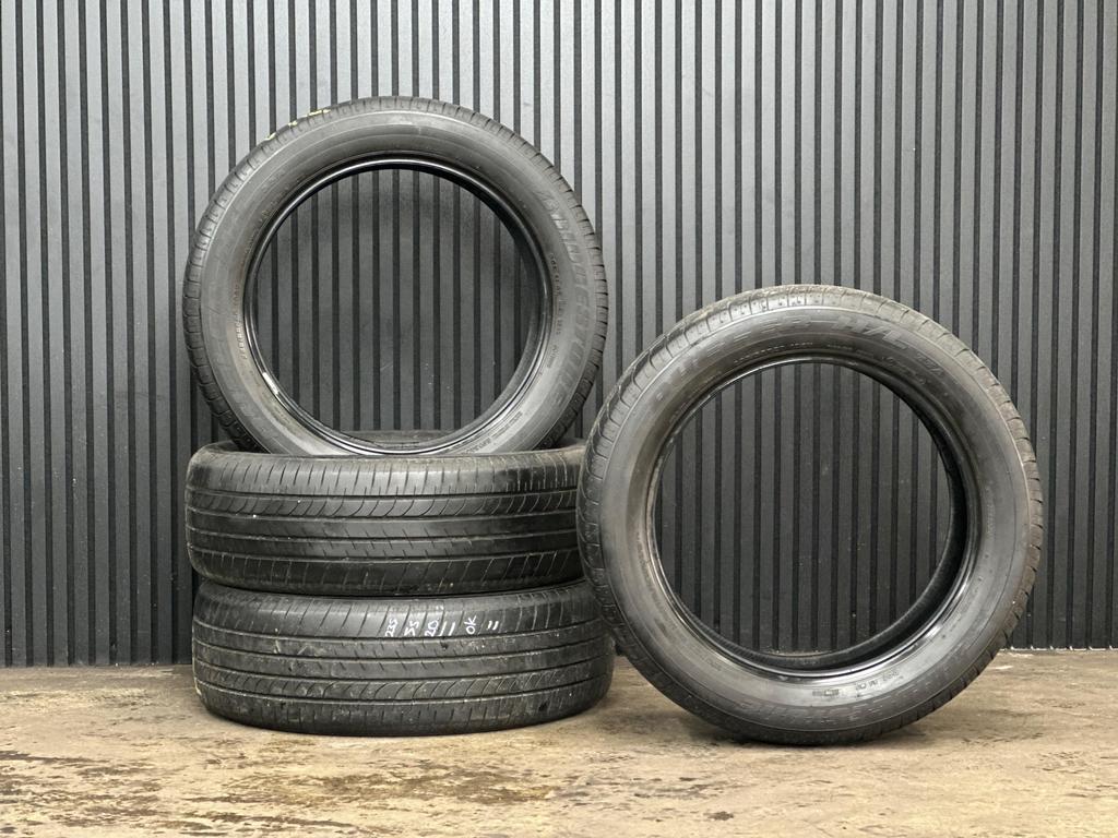 4x 235-55-20 Bridgestone zomerbanden 7mm €350,- all incl, Auto-onderdelen, Banden en Velgen, Band(en), Zomerbanden, Ophalen