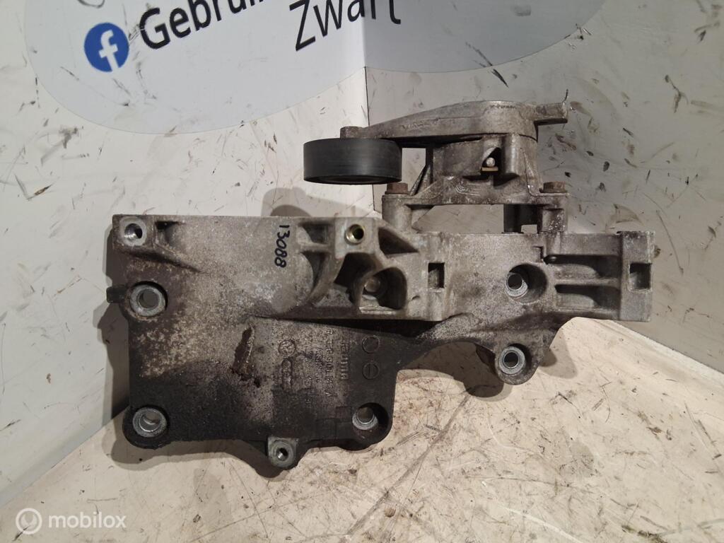 Dynamosteun Audi A3 8P 2.0 TDI  ('03-'12) 036903143A, Audi, Gebruikt, Audi, Ophalen of Verzenden